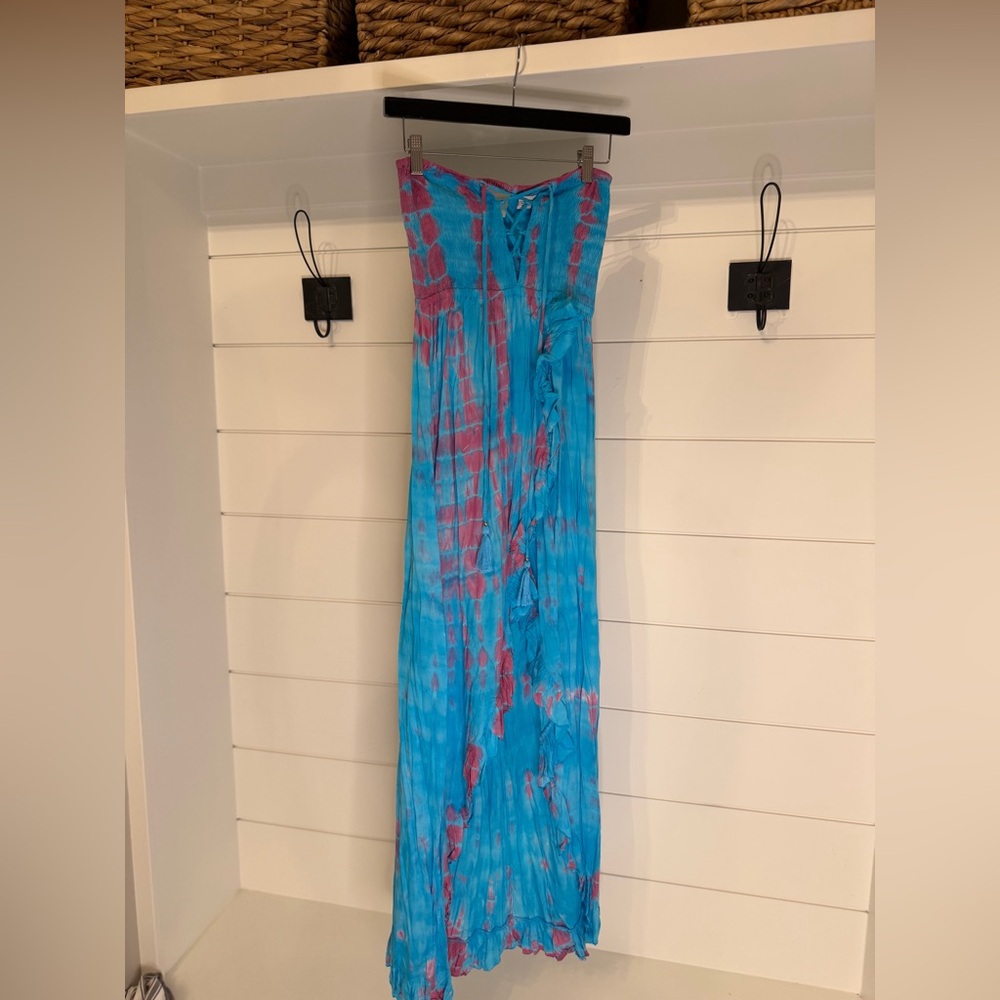 Tiare Hawaii Turquoise & Magenta Tie-Dye Strapless Maxi Dress (M/L)